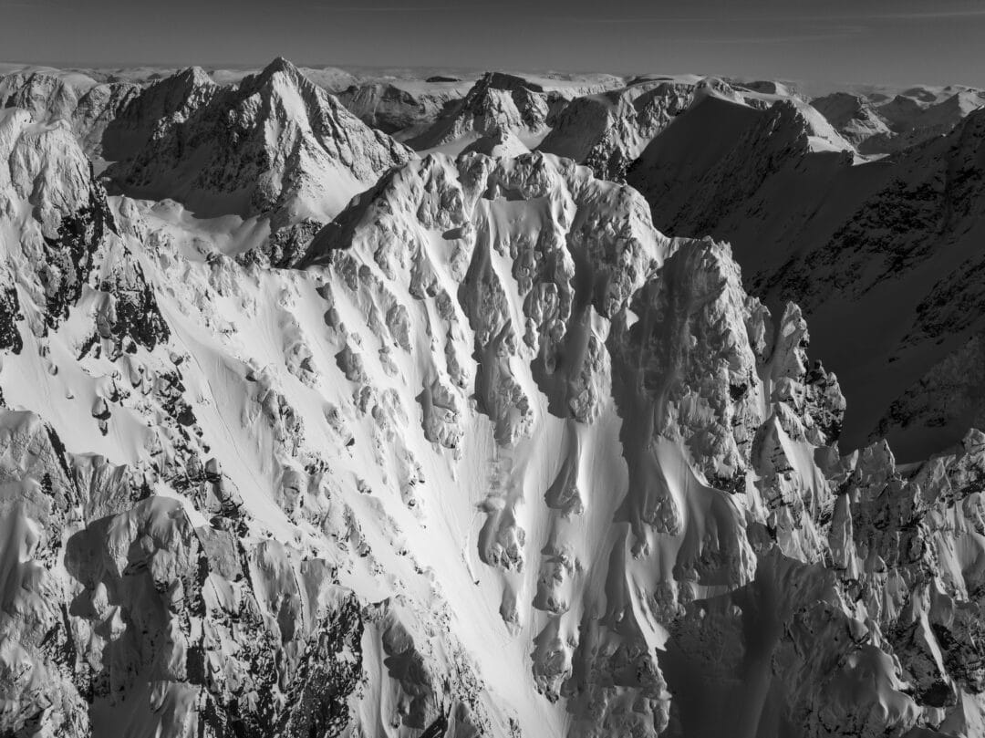 Nikolai Schirmer in the Lyngen Alps' flow state. Photo: Vegard Aasen
