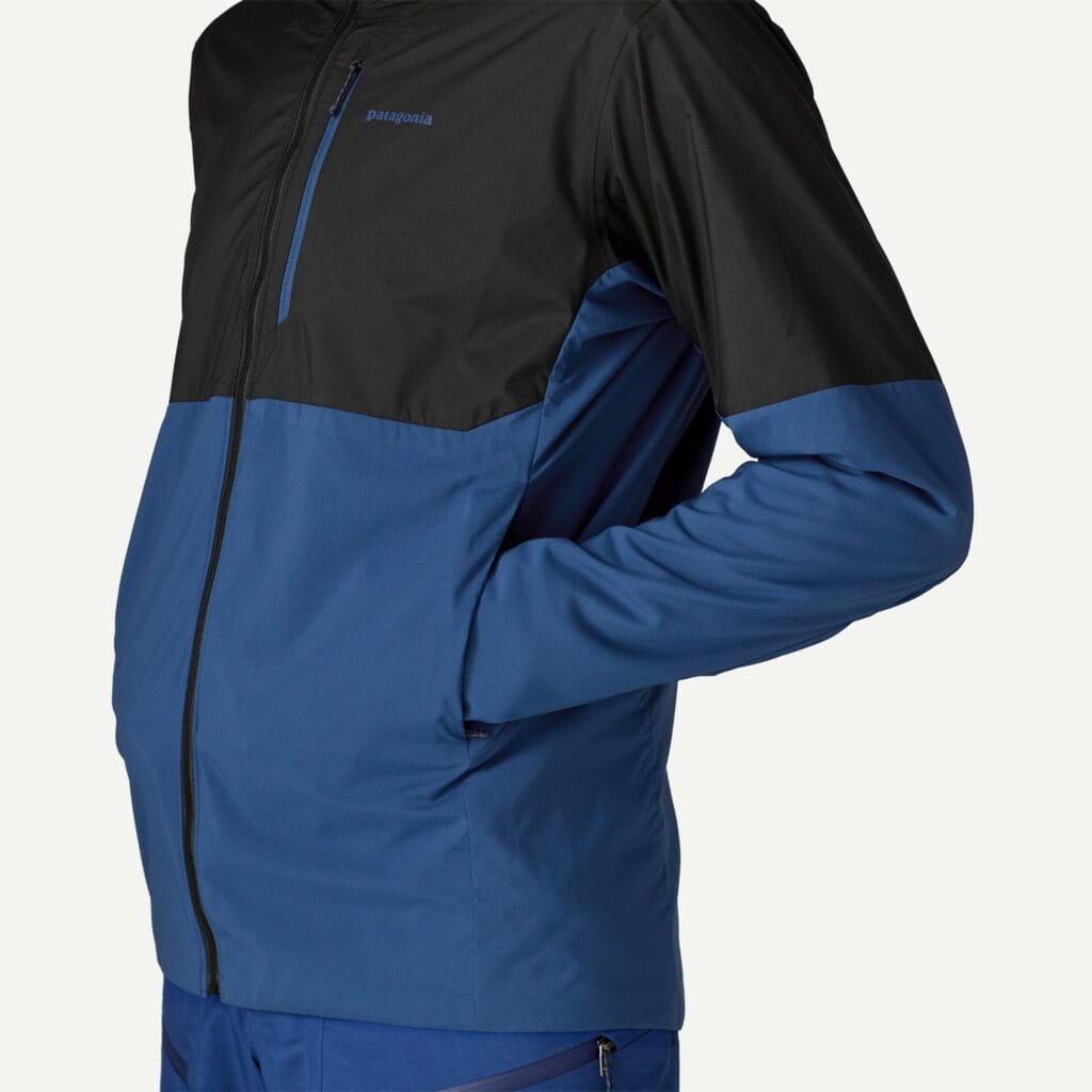 The sidepanels/underarms are uninsulated and very breathable. Photo: Patagonia