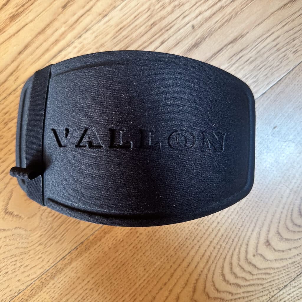 An included hardcase for the spare lens, which is also included.