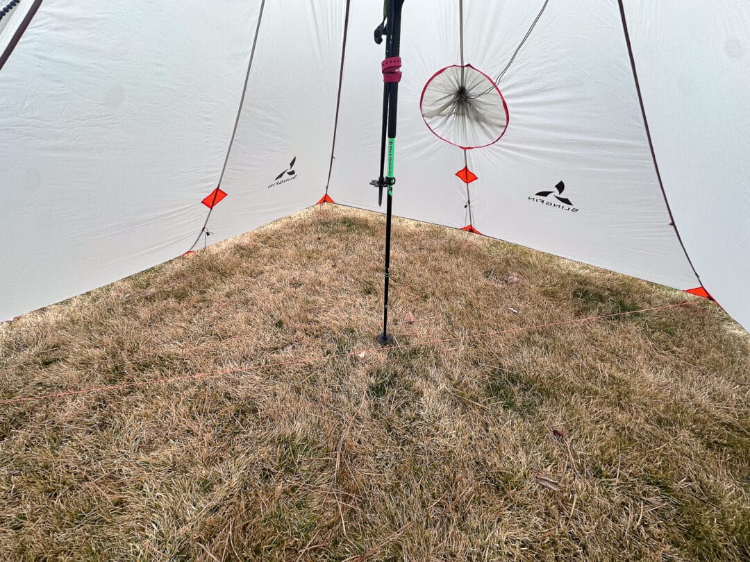 The lower and larger thru vent (closed in this photo).