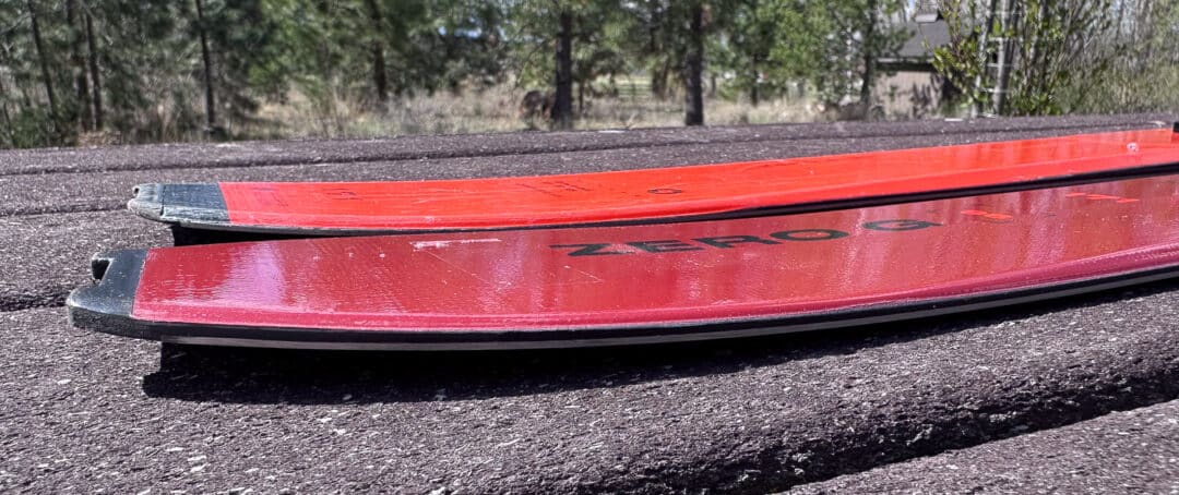 Another angle to view the ZG tails: 96 (bottom) and the 95 (top).